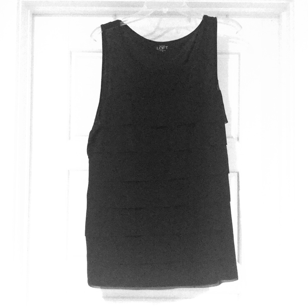 Black sleeveless shirt